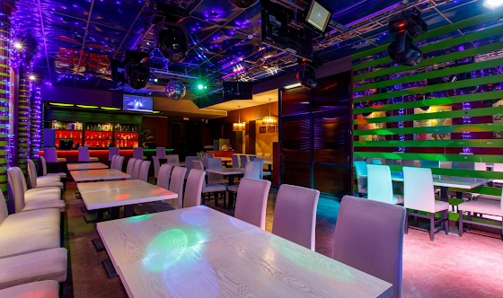 Фото №8 зала Караоке-бар «Неон»