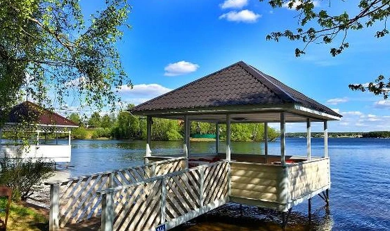 Фото №1 зала Беседка на воде