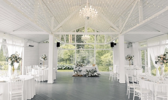 Фото №1 зала Белоснежная веранда