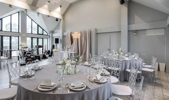 Фото №8 зала Зал «Мансарда»