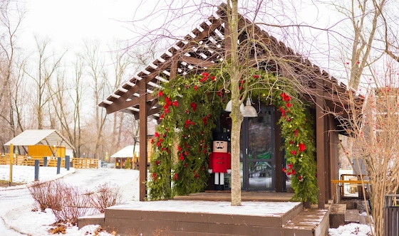 Фото №1 зала Беседка малая