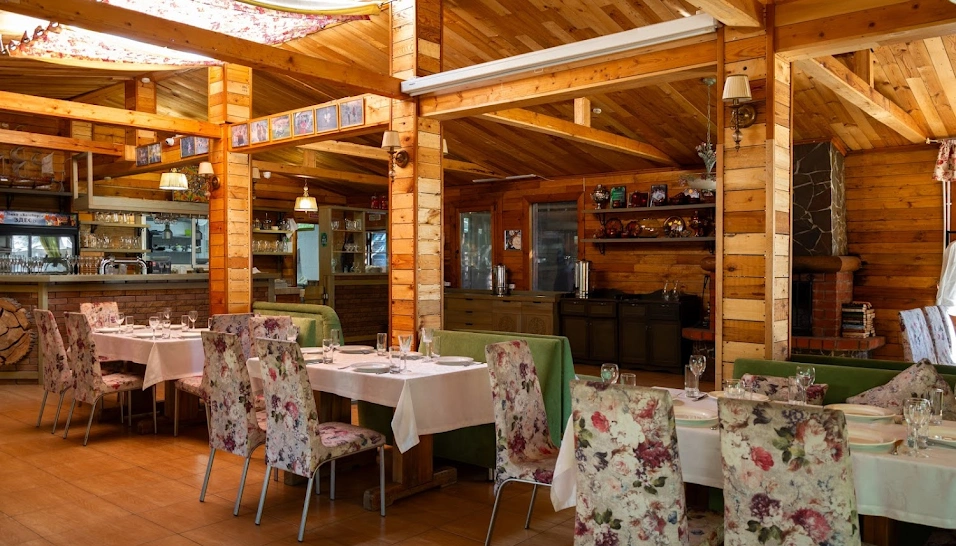 Фото №3 зала Зал "Дубрава"