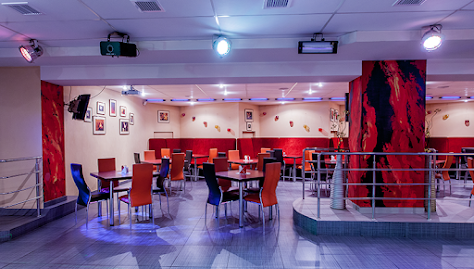 Фото №3 зала Кафе «Лёд и пламя»