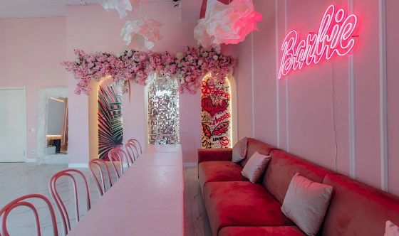 Фото №1 зала Зал "Барби"