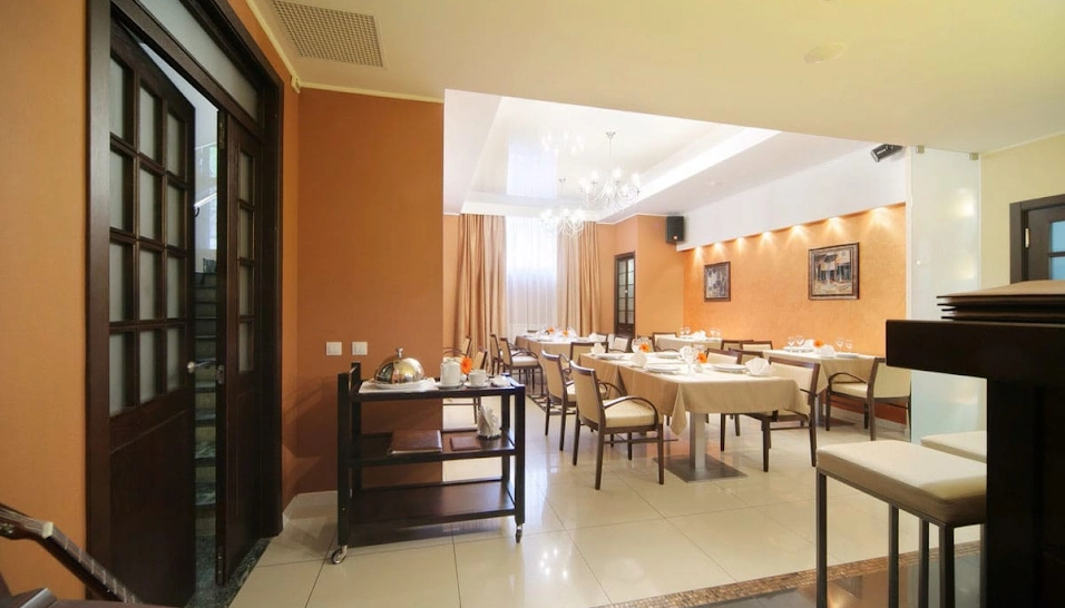 Фото №4 зала Кафе «Сенатор»