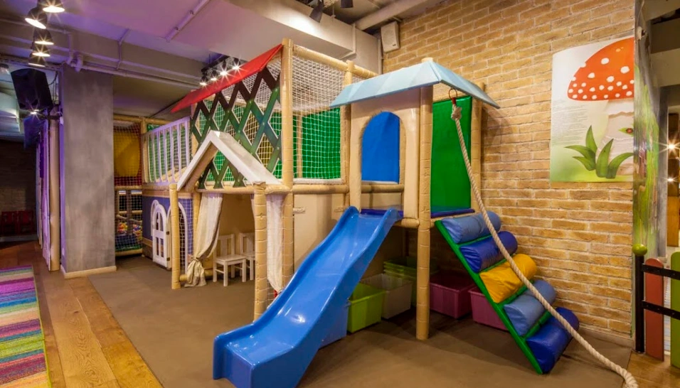 Фото №19 зала Детский зал «Кувшинчик»