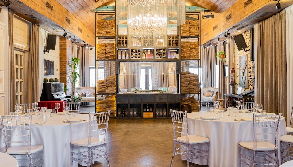 Фото №7 зала Зал «Альпийская дача»