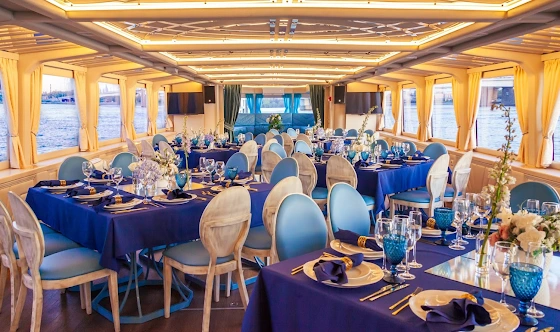 Фото №16 зала Палуба