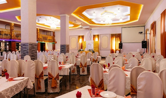 Фото №4 зала Основной зал