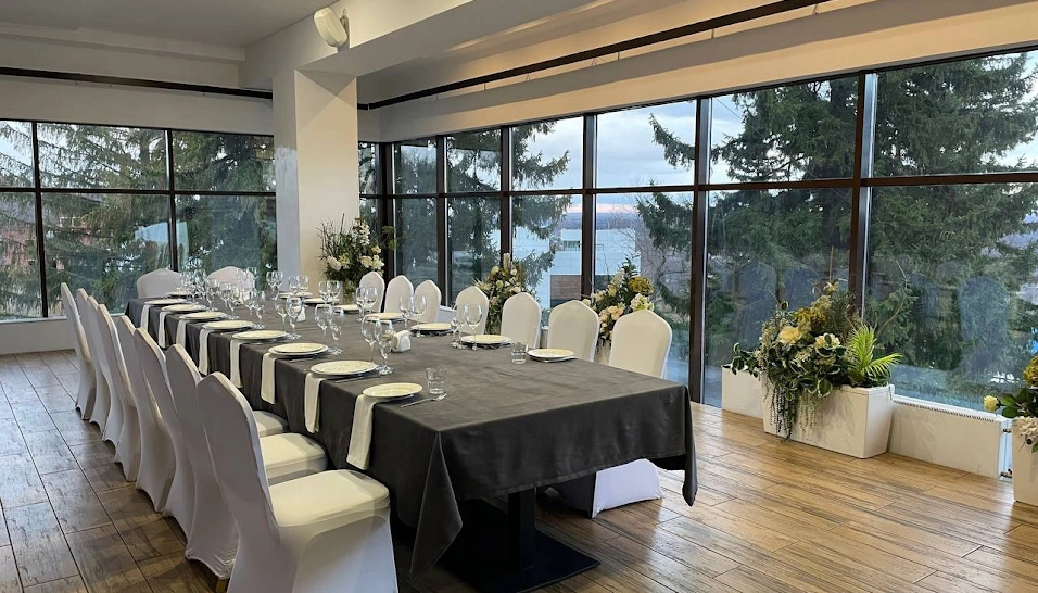 Фото №9 зала VIP-зал (3 этаж)