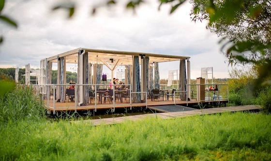 Фото №5 зала Веранда на воде