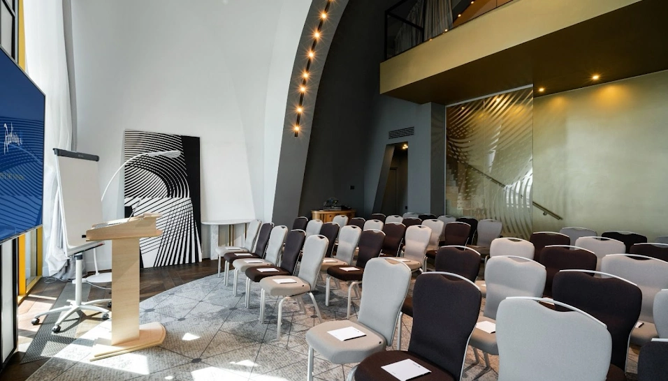 Фото №1 зала Конференц-зал "Президент" 