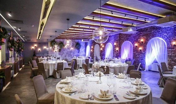 Фото №12 зала Зал «Поэт»