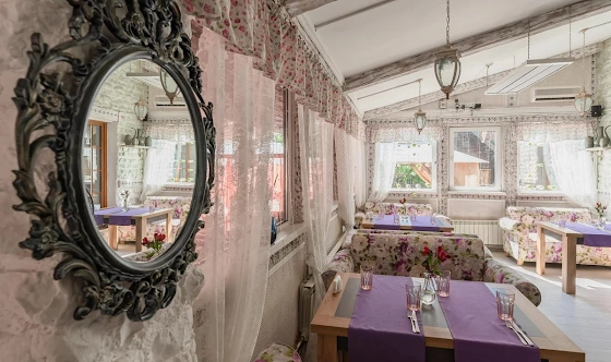 Фото №4 зала Веранда ресторана "Черемша"