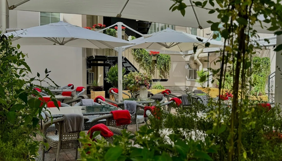 Фото №12 зала Терраса "Helen's Garden"