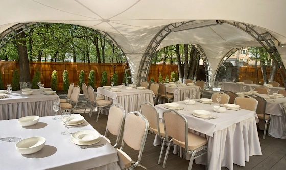 Фото №2 зала LOTOS GARDEN