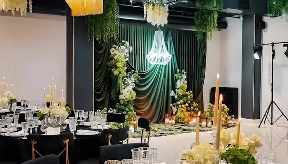 Фото №2 зала Средний зал