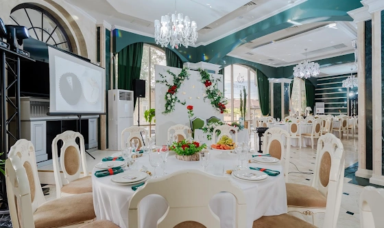 Фото №4 зала Ресторан "Эмеральд"