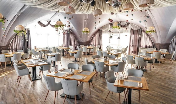 Фото №5 зала Банкетный зал «На озере»