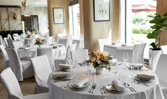 Фото №5 зала Ресторан «Метаморфозы»