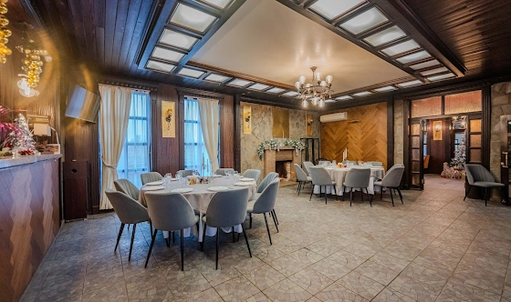 Фото №3 зала Зал с камином