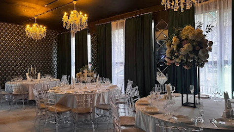 Фото №1 зала Банкетный зал "Люстра"