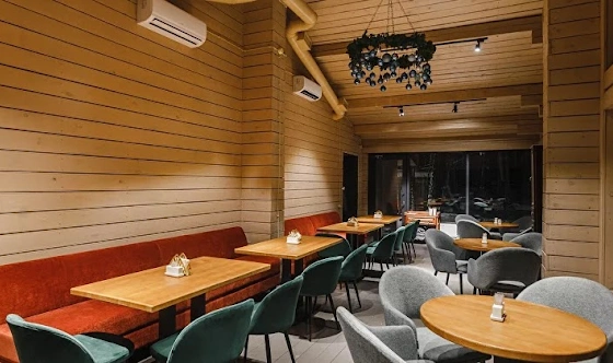 Фото №3 зала Малый зал ресторана Шишкин