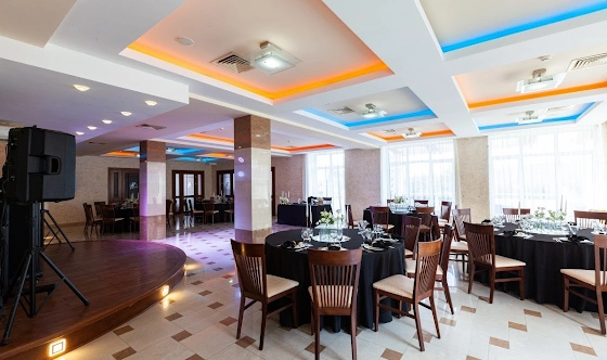 Фото №18 зала Банкетный зал на 2 этаже