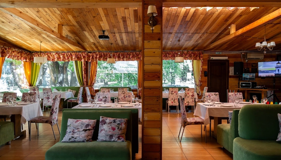 Фото №7 зала Зал "Дубрава"