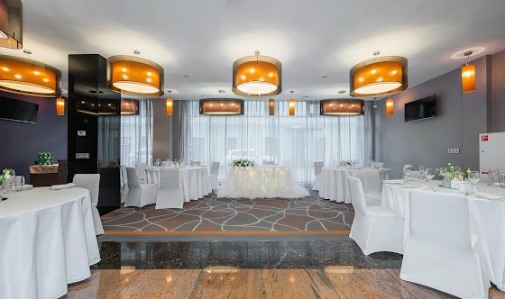 Фото №2 зала Ресторан