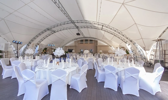 Фото №17 зала Летняя  терраса ресторана Галерея