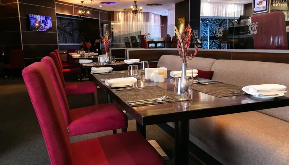 Фото №9 зала Ресторан Four