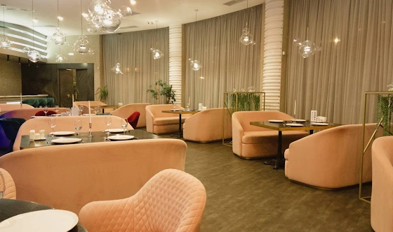 Фото №3 зала Основной зал ресторана 