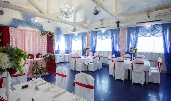 Фото №1 зала Светлая горница