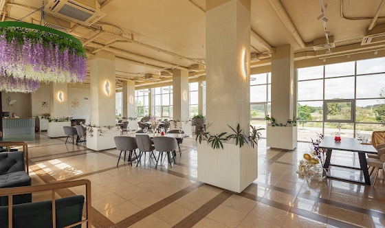 Фото №8 зала Банкетный зал «Лаванда»