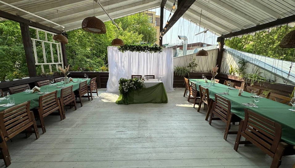 Фото №1 зала Веранда