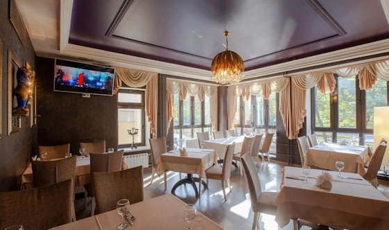 Фото №6 зала Зал ресторана на 2 этаже