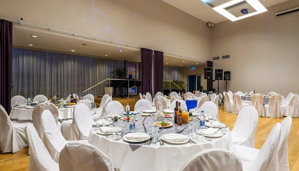 Фото №4 зала Основной зал