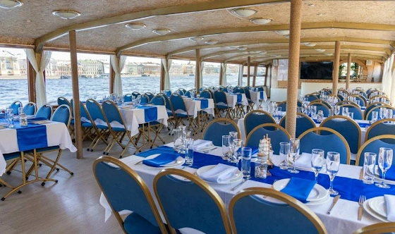 Фото №1 зала Палуба