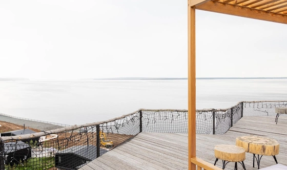 Фото №3 зала Локация в общей зоне возле бассейна