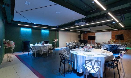 Фото №1 зала Красный зал