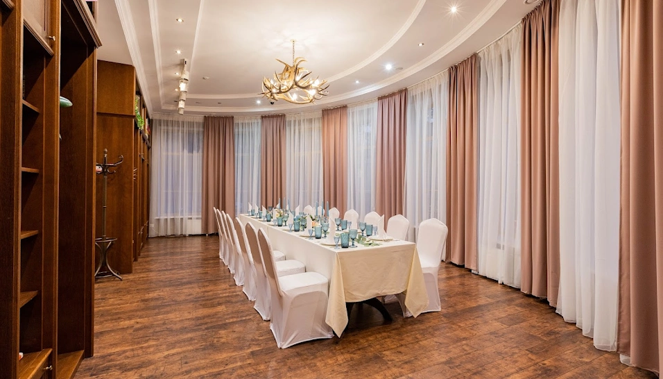 Фото №3 зала Зал "Библиотека"