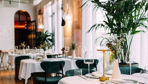 Фото №2 зала Нижняя палуба