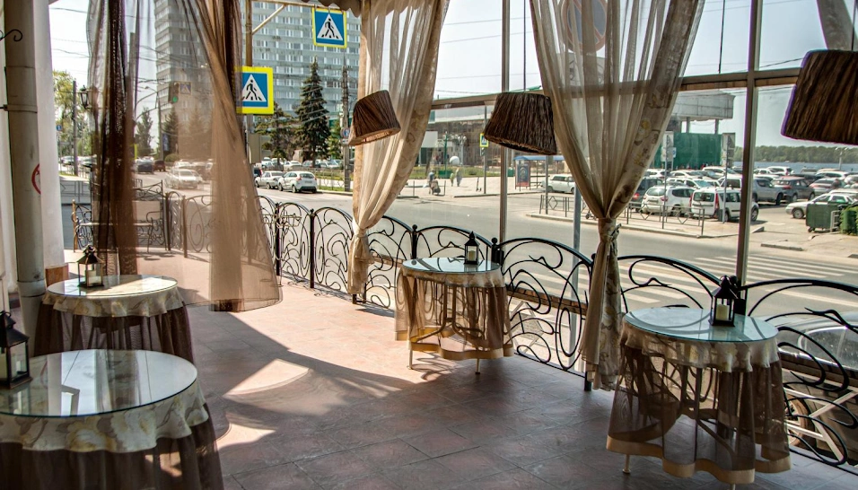 Фото №4 зала Летняя веранда