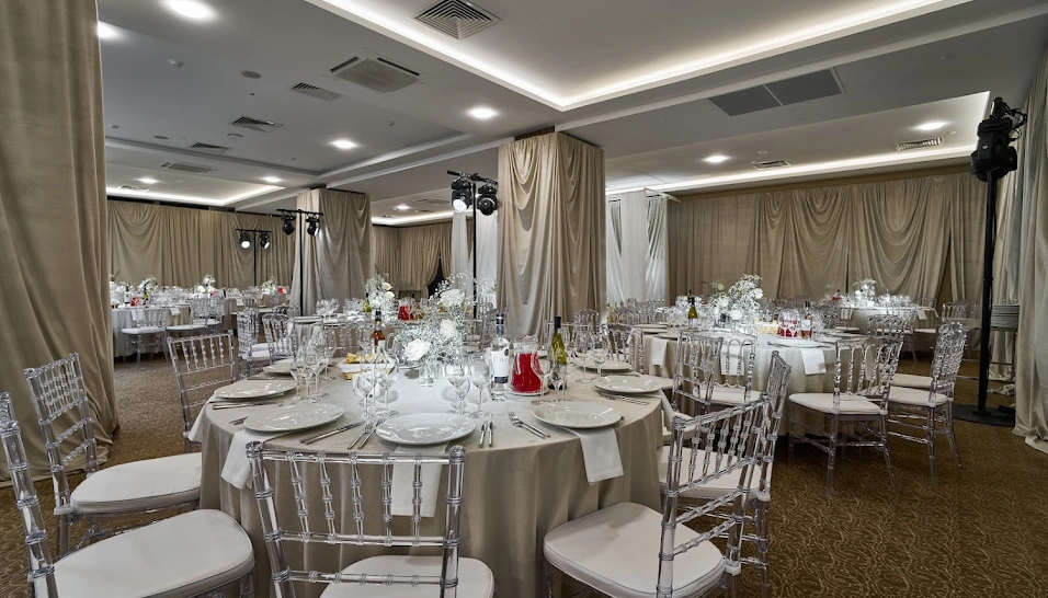 Фото №9 зала Зал «Губернаторский»