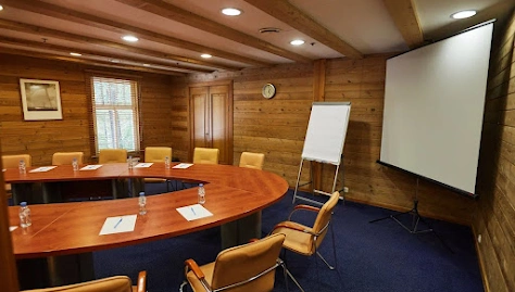 Фото №3 зала Комната для переговоров "Волна"