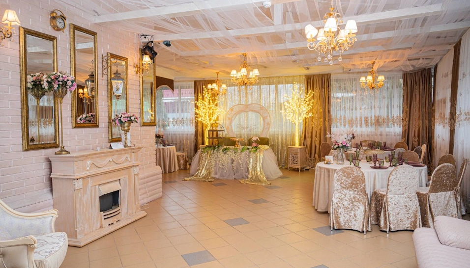 Фото №2 зала Коттедж с банкетным залом