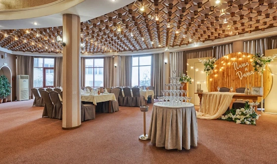 Фото №8 зала Зал ресторана