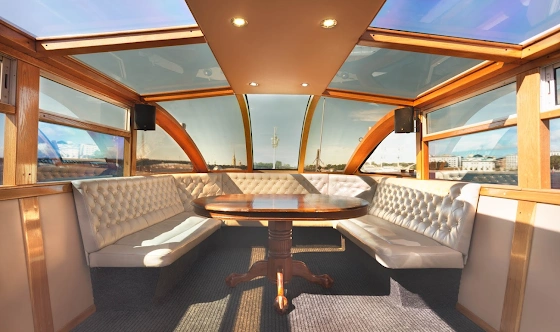 Фото №5 зала Палуба