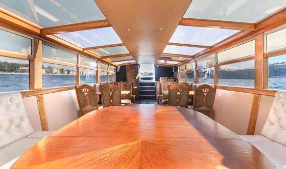 Фото №6 зала Палуба